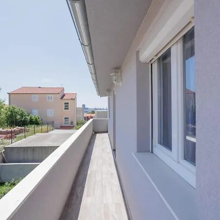 Apartman Two M Kaštel Sućurac